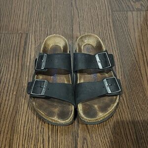 Birkenstock Black Arizona strappy slip on buckle sandals sz 38 US 7
